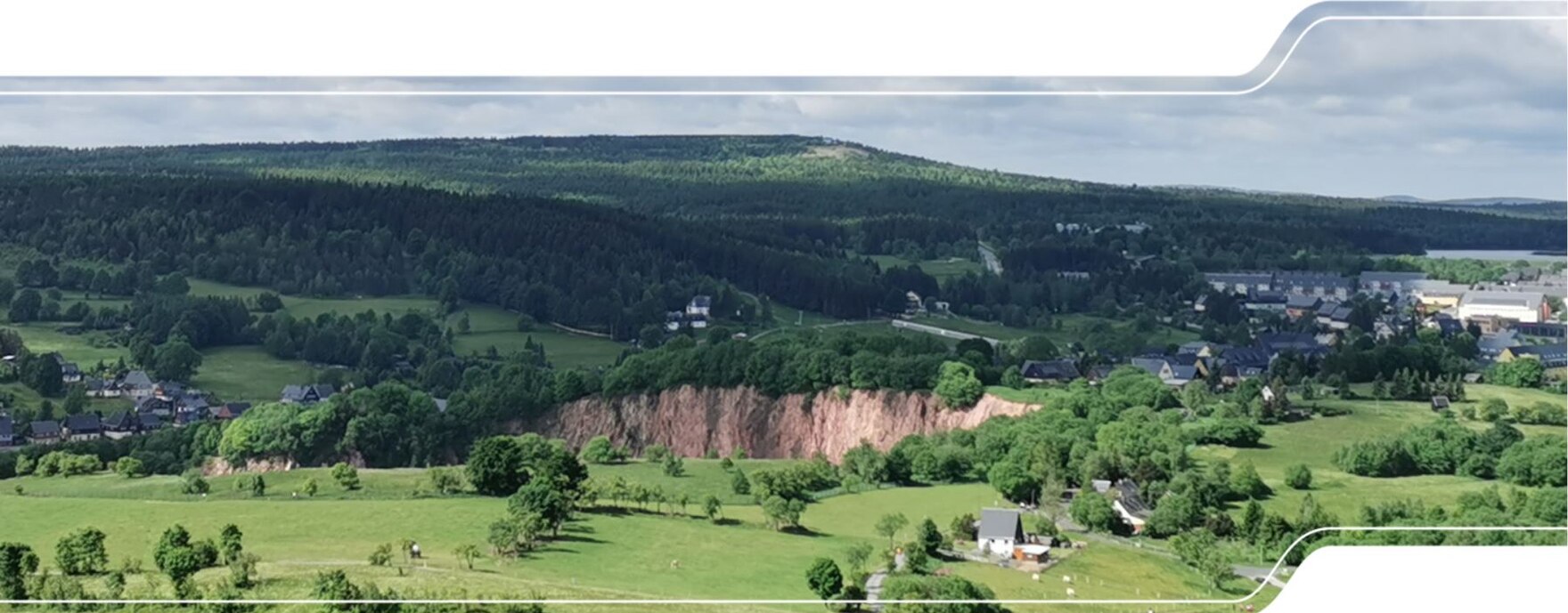 Altenberger Pinge von oben gesehen,Blick vom Geisingberg zum Kahleberg