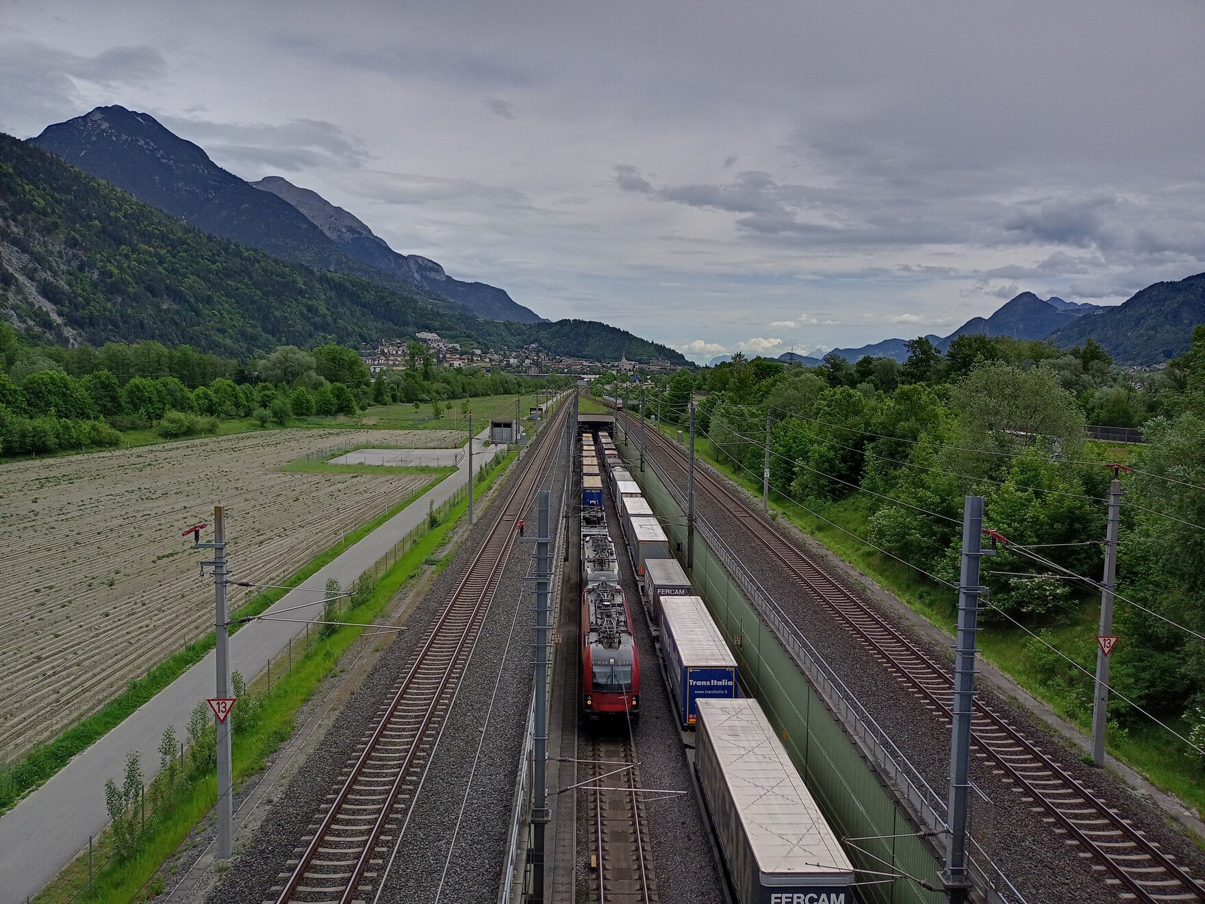 Obertägige Eisenbahnzulaufstrecke zum Brenner-Basistunnel